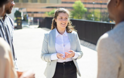How to Speak Confidently with People