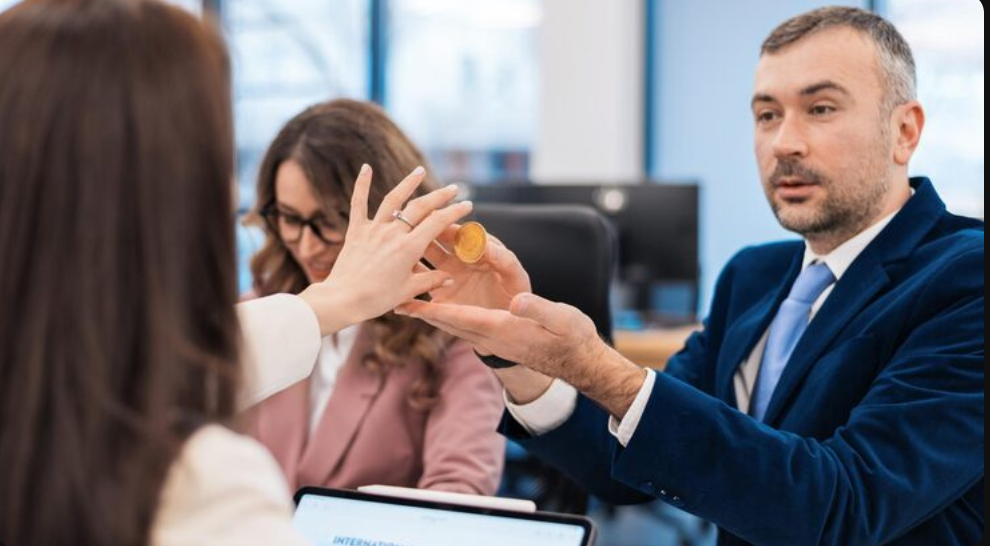8 Reasons People Avoid Taking Out Loans
